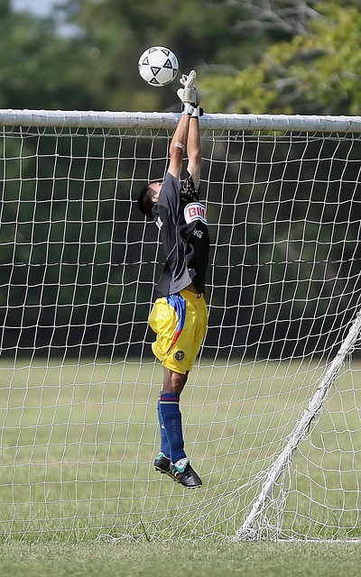 决中脱颖而 决中脱颖而